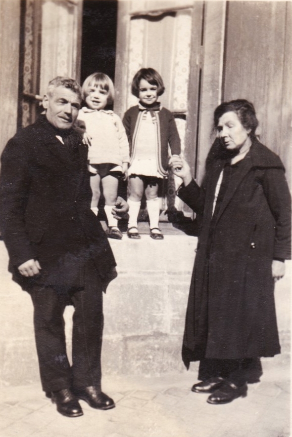 Paul, Robert, Ginette, Jeanne Bayle à Libourne en 1929